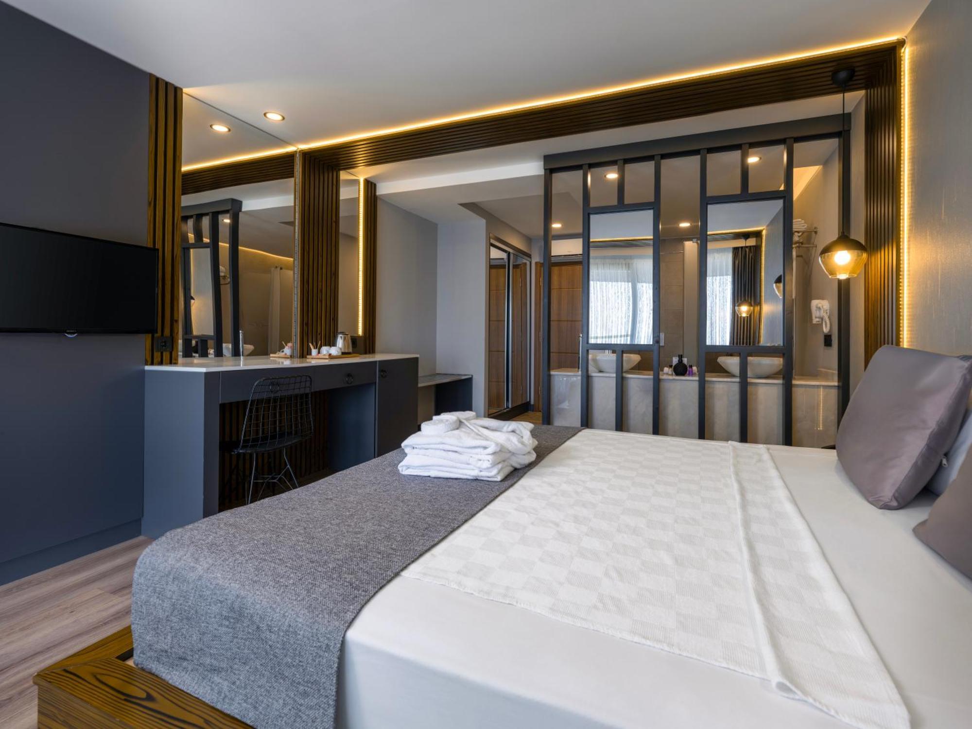Adora Calma Beach Hotel Adults Only คิซิลอท ภายนอก รูปภาพ