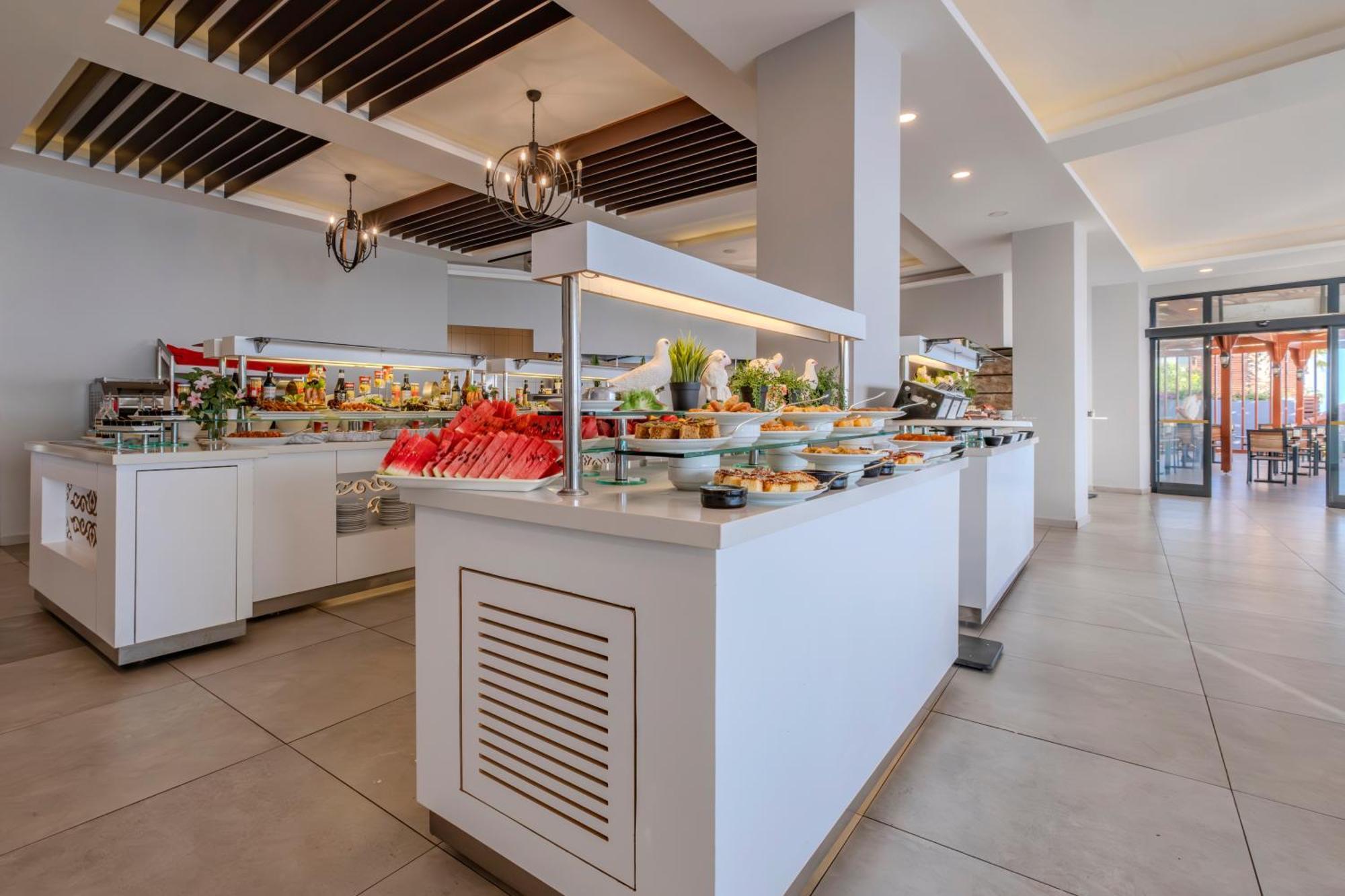 Adora Calma Beach Hotel Adults Only คิซิลอท ภายนอก รูปภาพ