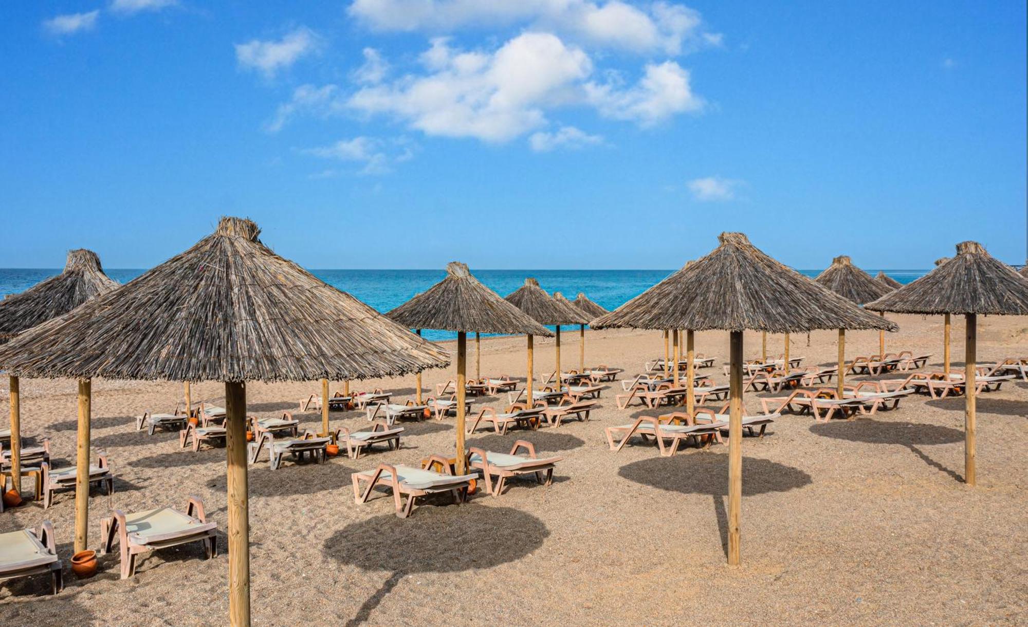 Adora Calma Beach Hotel Adults Only คิซิลอท ภายนอก รูปภาพ