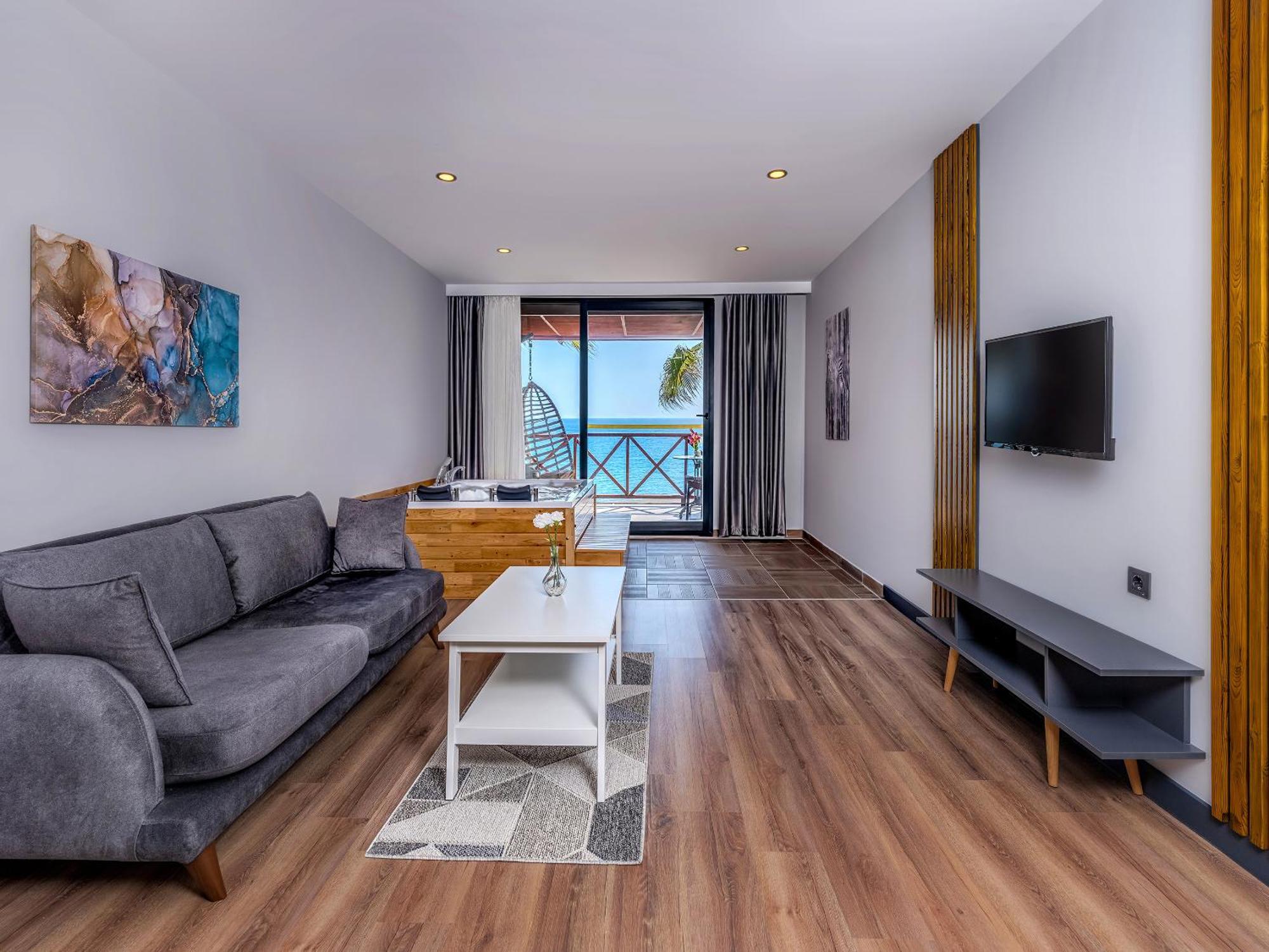 Adora Calma Beach Hotel Adults Only คิซิลอท ภายนอก รูปภาพ