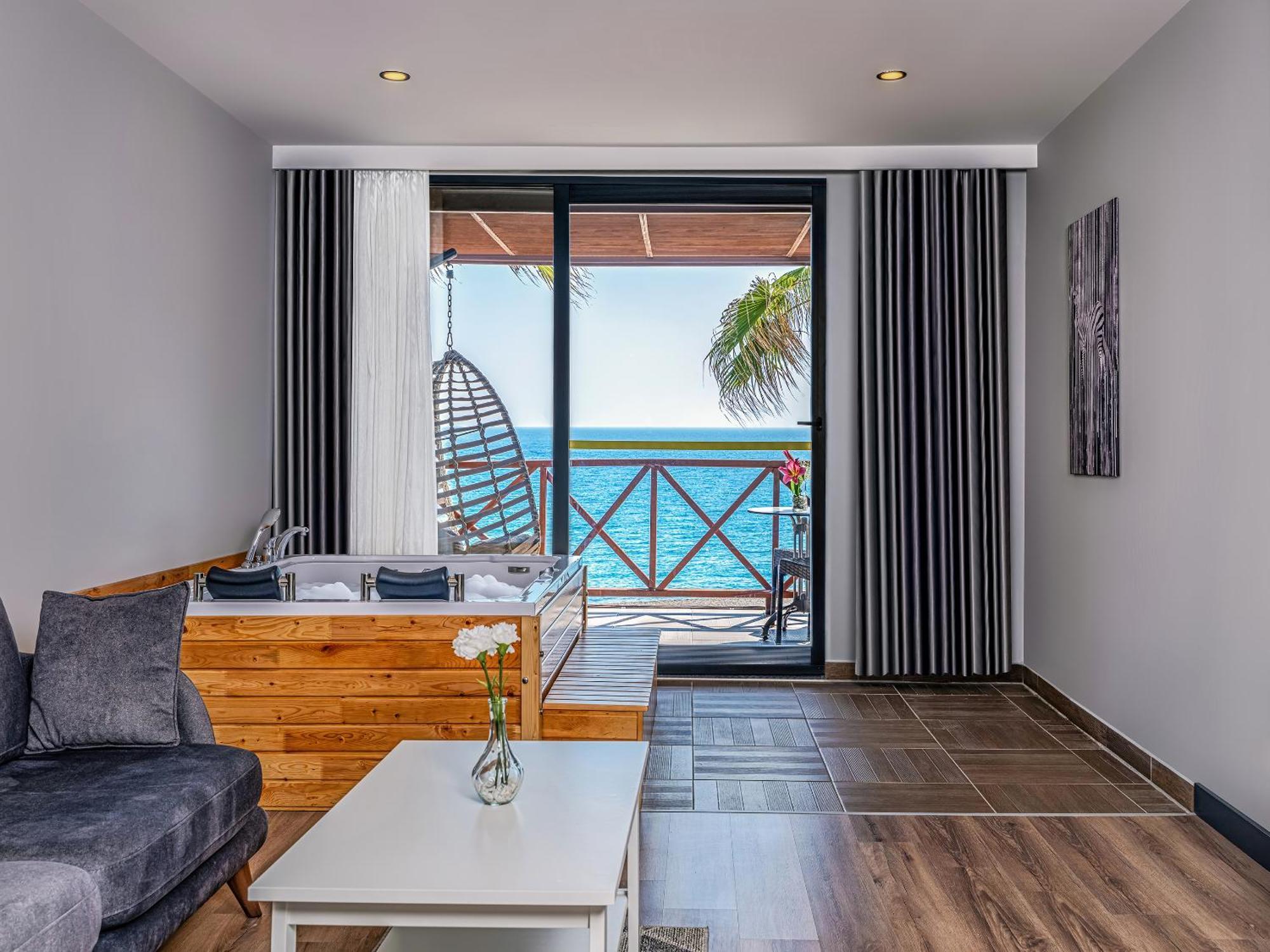 Adora Calma Beach Hotel Adults Only คิซิลอท ภายนอก รูปภาพ