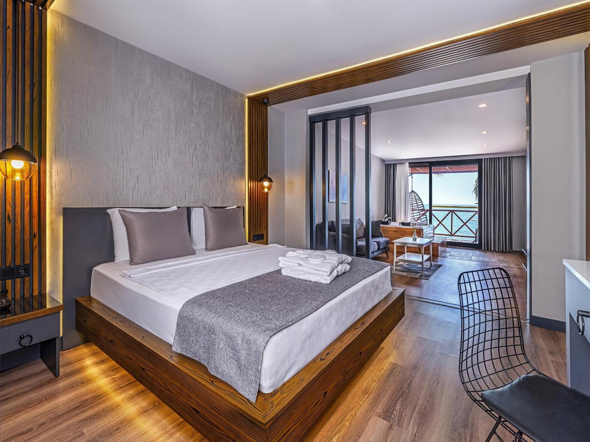 Adora Calma Beach Hotel Adults Only คิซิลอท ภายนอก รูปภาพ